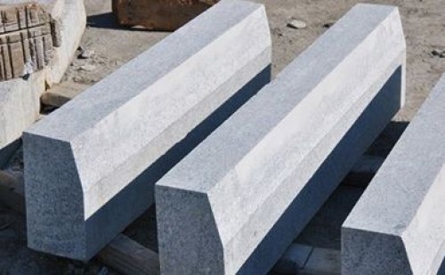 Bảng giá đá bó vỉa hè – Cập nhật giá bó vỉa đá granite MỚI NHẤT